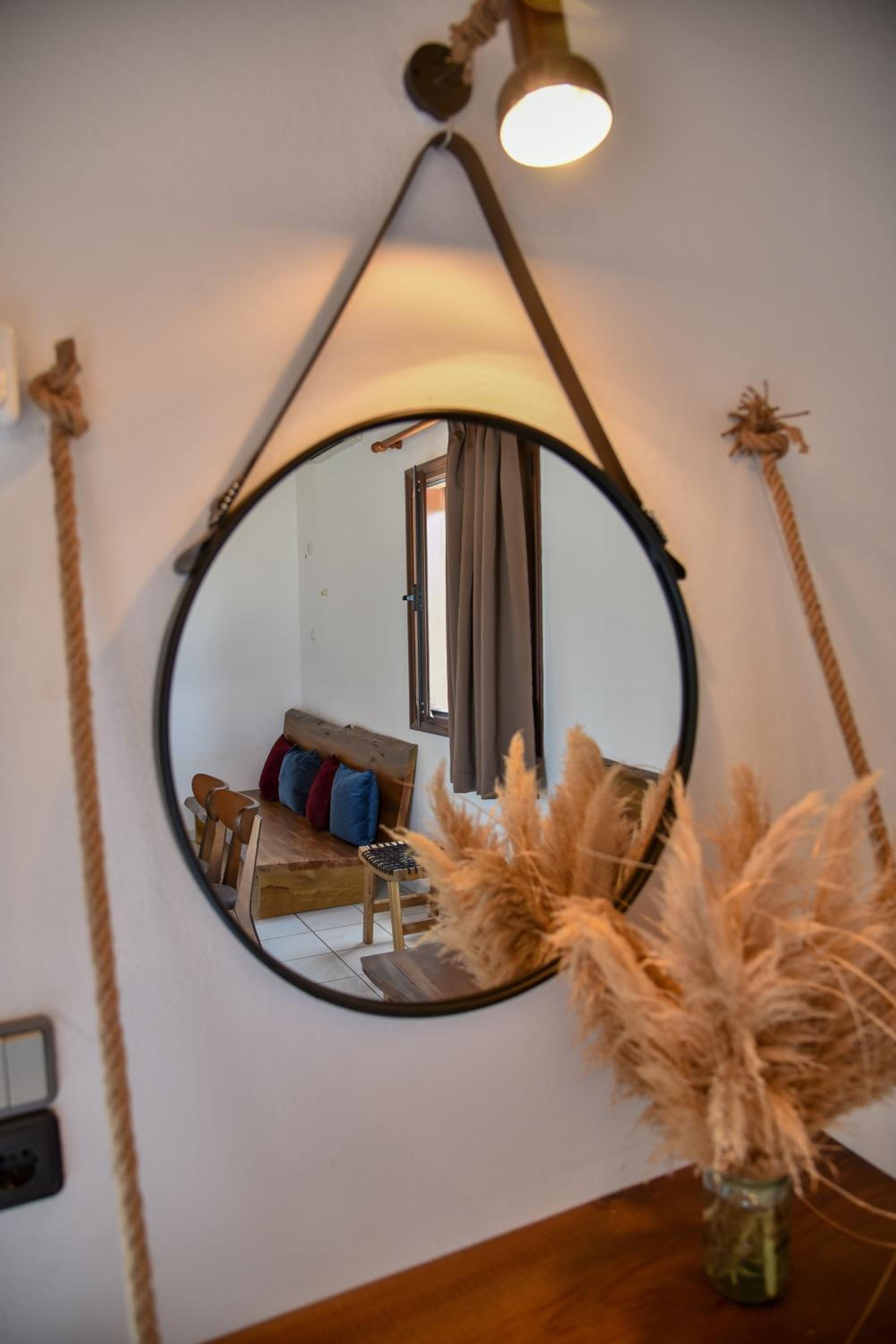 Фото Iraklis Studios & Apartments