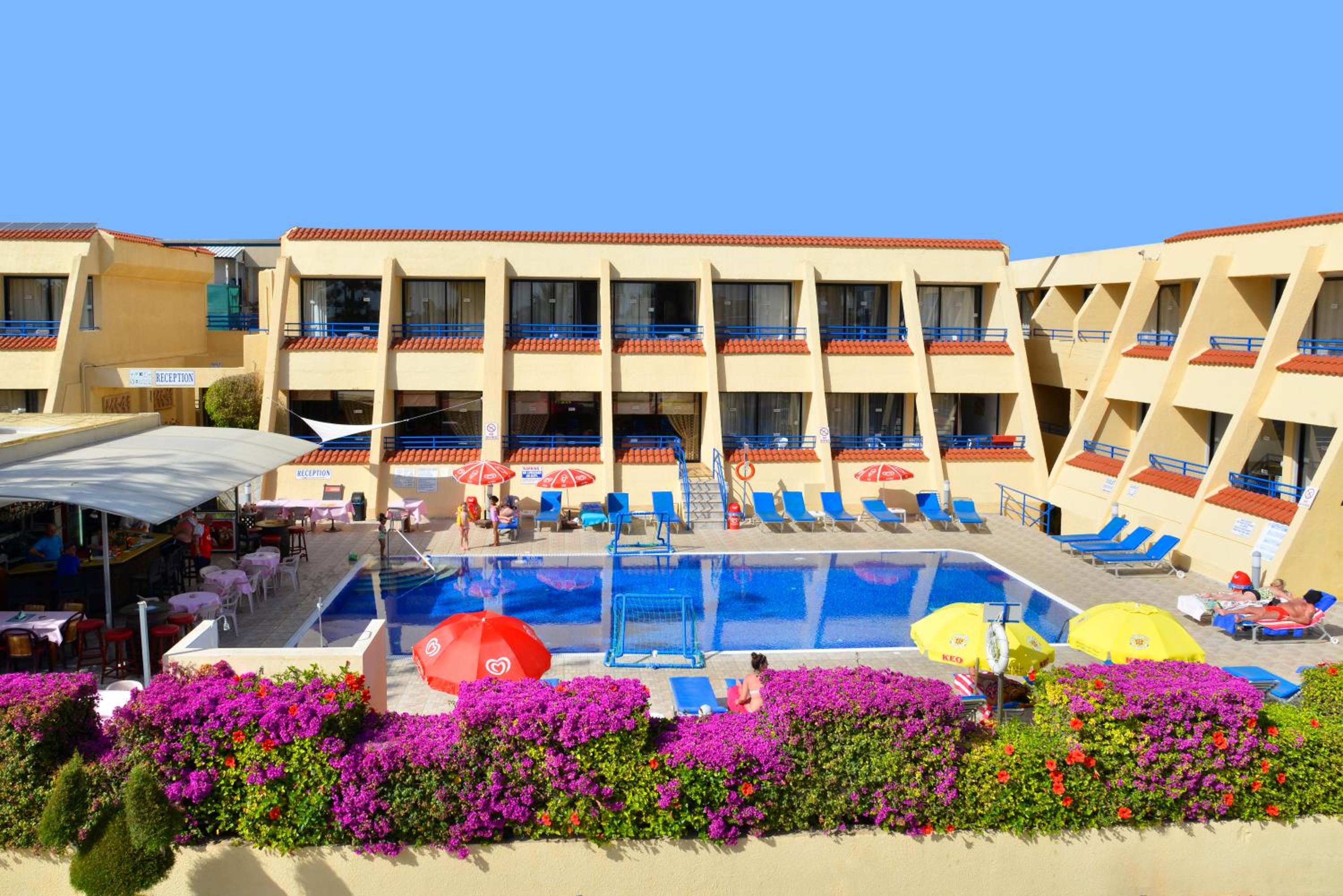 Фото Апартаменты Napa Prince Hotel