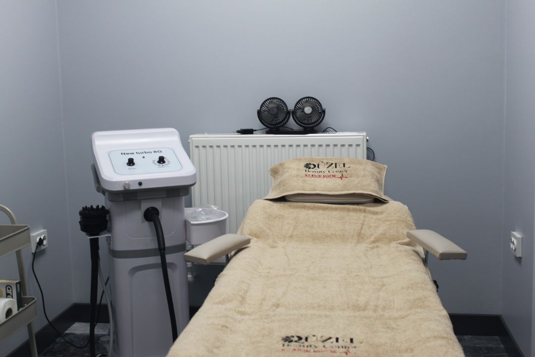 Quzel Güzellik Merkezi Beylikdüzü Buz Lazer Epilasyon Cilt Bakımı Bölgesel Zayıflama EMS Body Pro G8 Lenf Drenaj