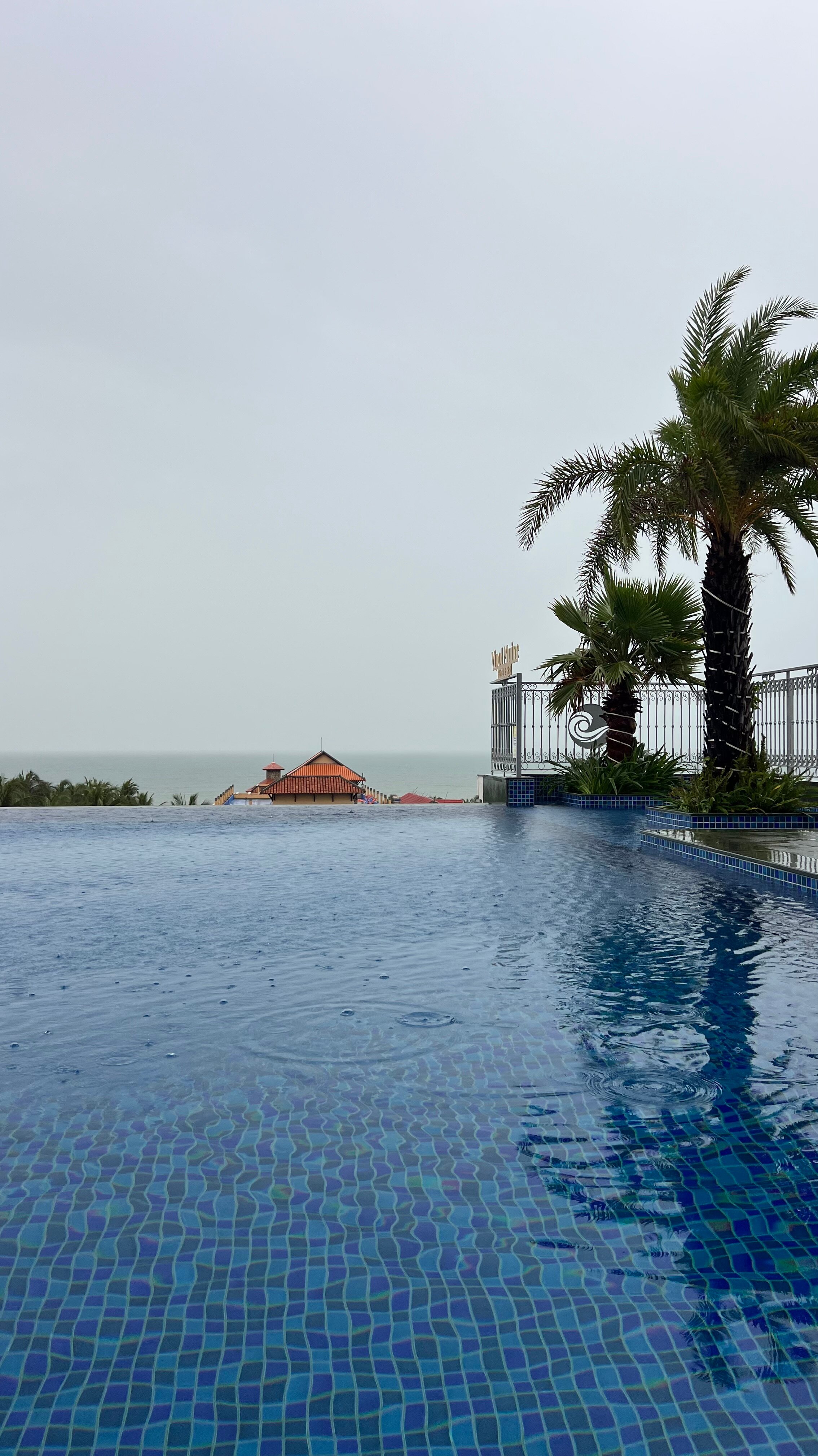 Фото Vipol Mui Ne Hotel & SPA