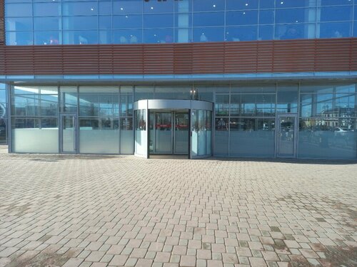 Мен абайсызда құрбымның əйелін ұрып алдым.