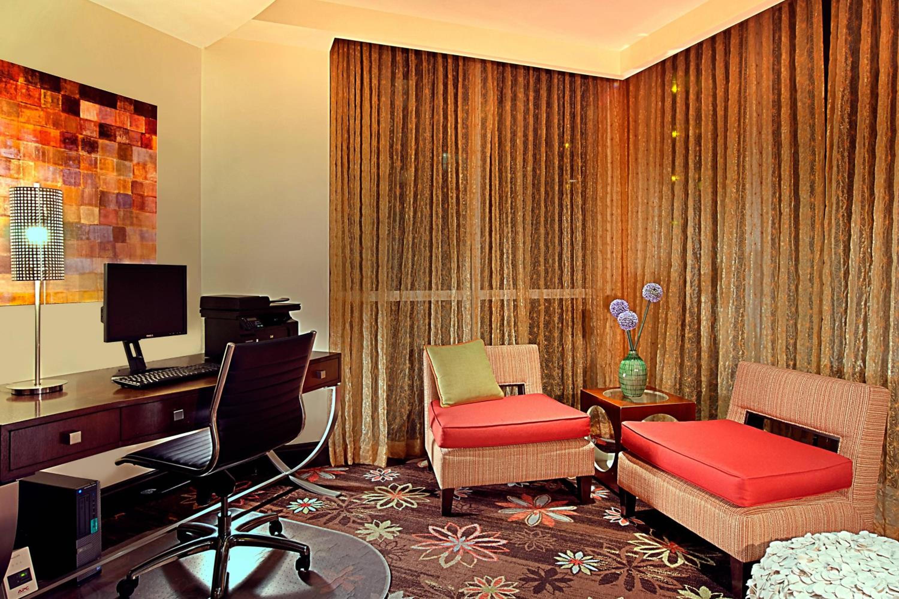 Фото Residence Inn St Petersburg Treasure Island