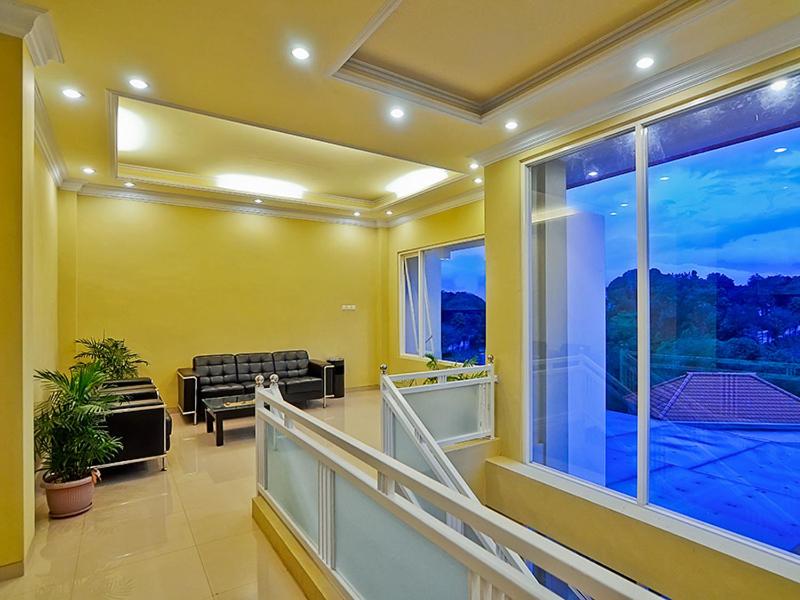 Фото Riverstone Hotel and Cottage