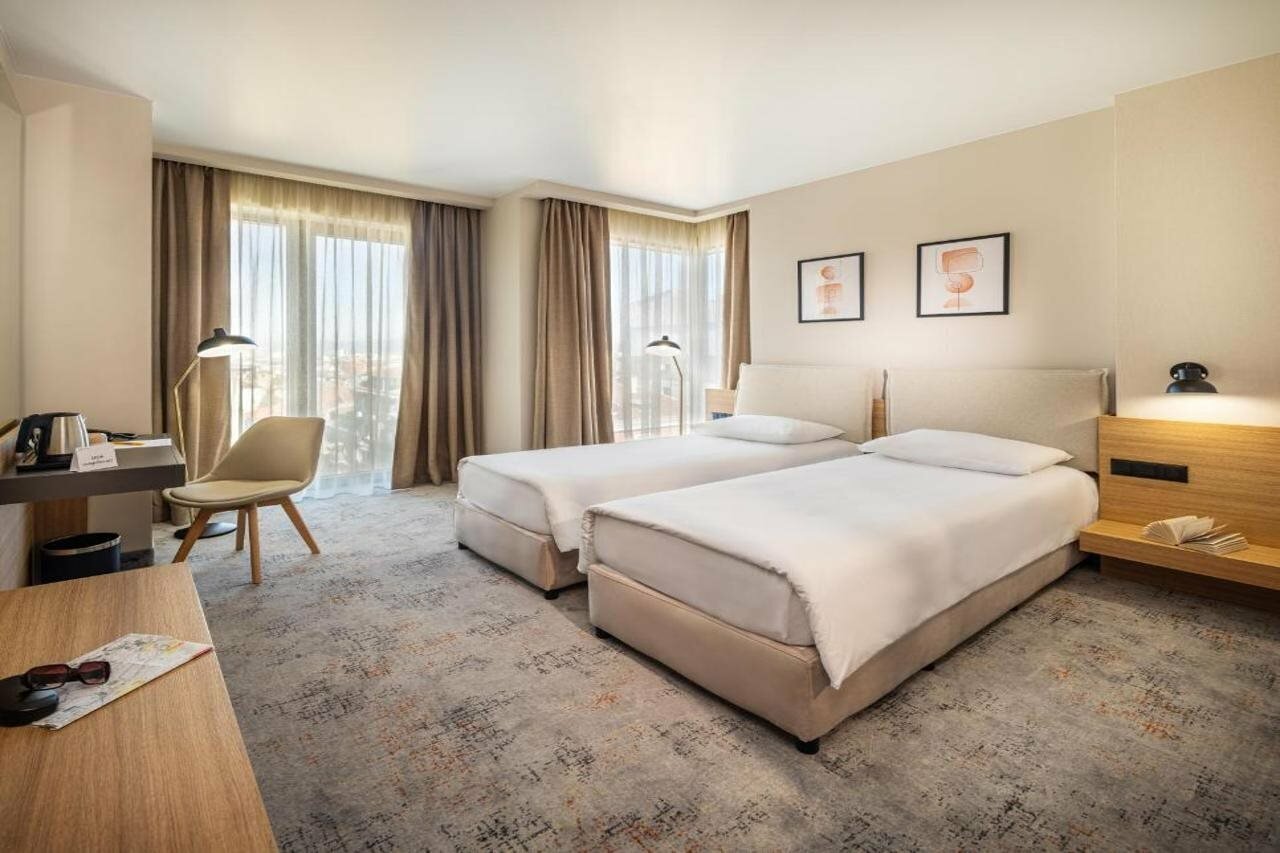 Фото B1 Downtown Hotel