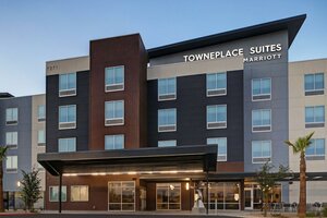 Гостиница TownePlace Suites by Marriott Phoenix Glendale Sports & Entertainment District в Глендейле