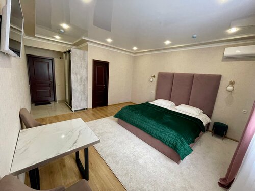 Иное жильё Резиденция 372 в Саратове