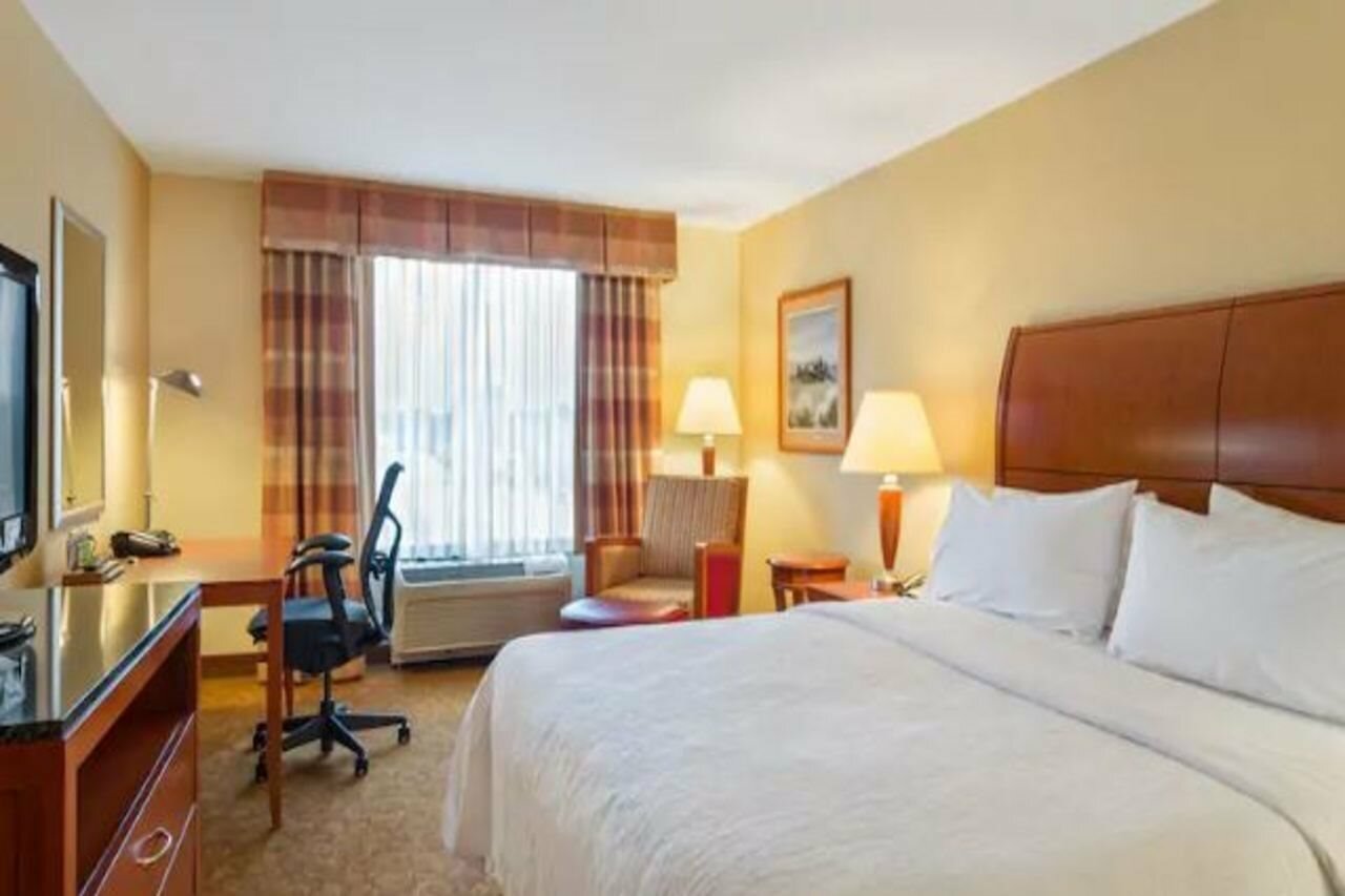 Фото Hilton Garden Inn Cleveland East Mayfield Village