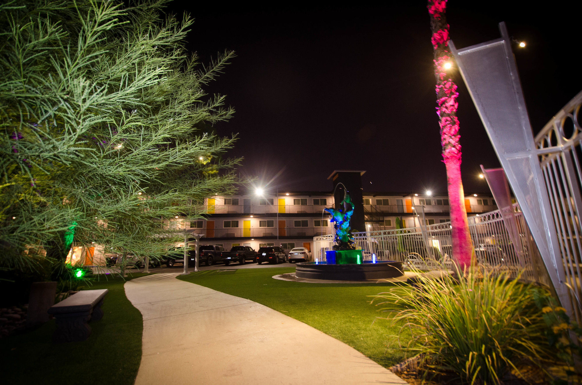 Фото Thunderbird Boutique Hotel