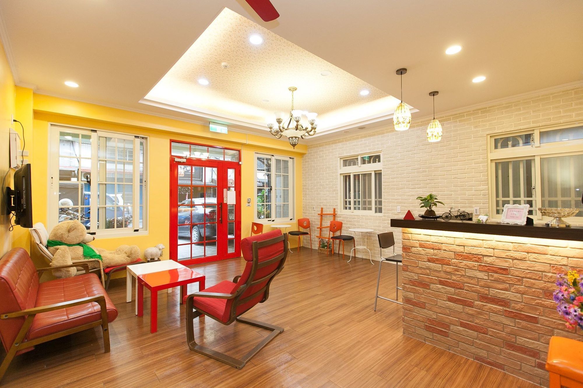 Фото отеля 2