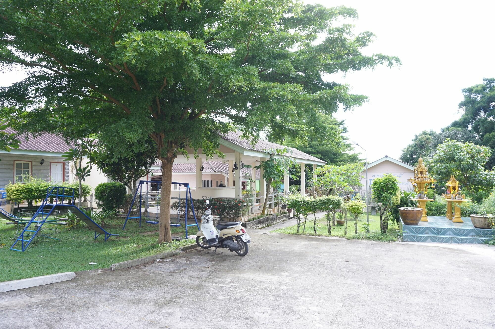 Фото Dahla House Ranong