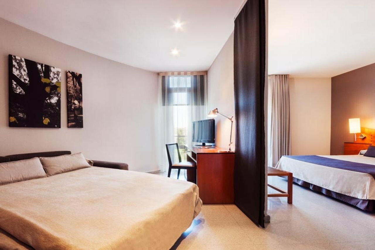 Фото Hotel Granollers