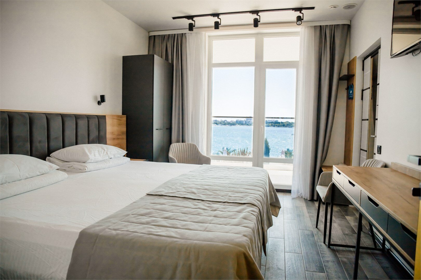 Фото Яхт клуб Юг