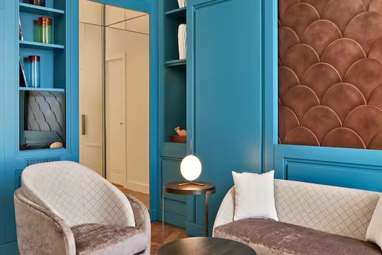 Фото The Britannique Hotel Naples, Curio Collection by Hilton