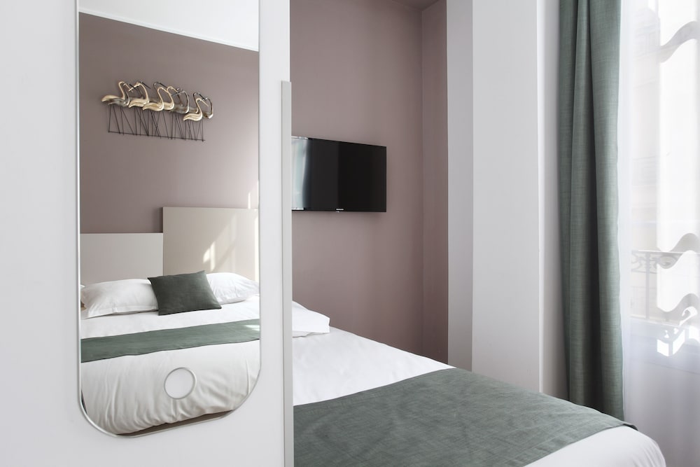 Фото The Alcove Hotel