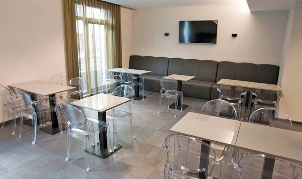 Фото Lux Santiago