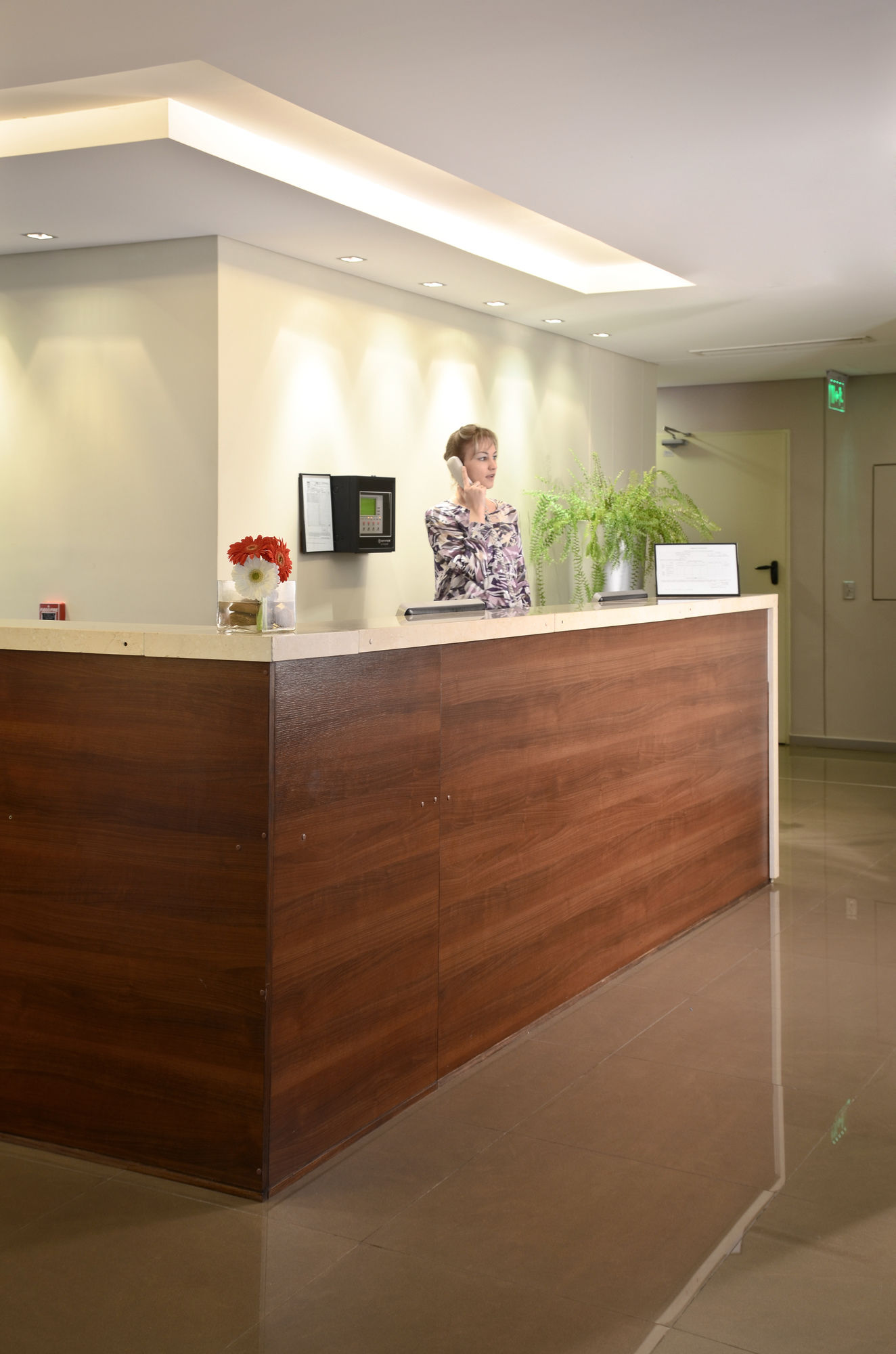 Фото Hotel Urbano Posadas