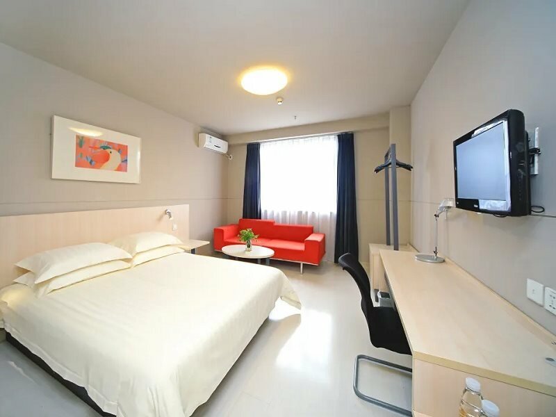 Фото Jinjiang Inn Wuhan Wuchang Railway Station