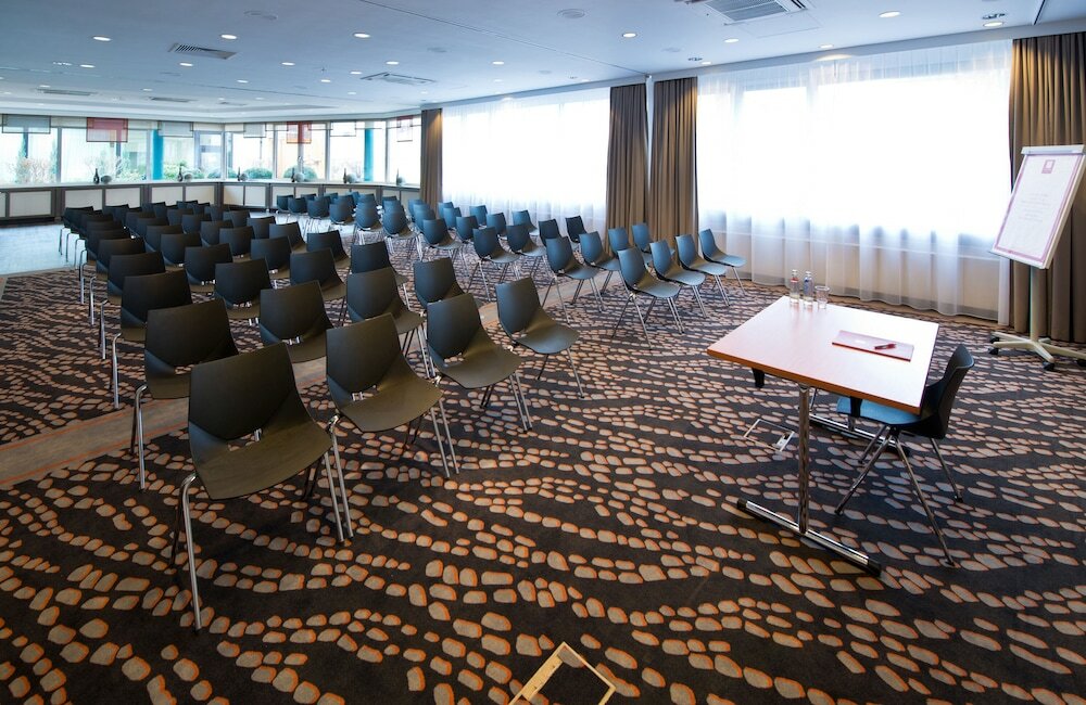 Фото Leonardo Hotel Heidelberg City Center