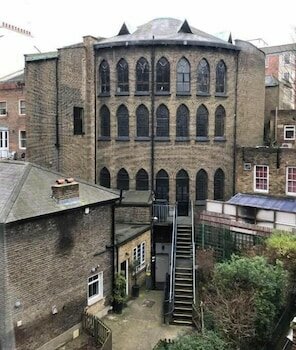 Фото Berjaya Eden Park London Hotel