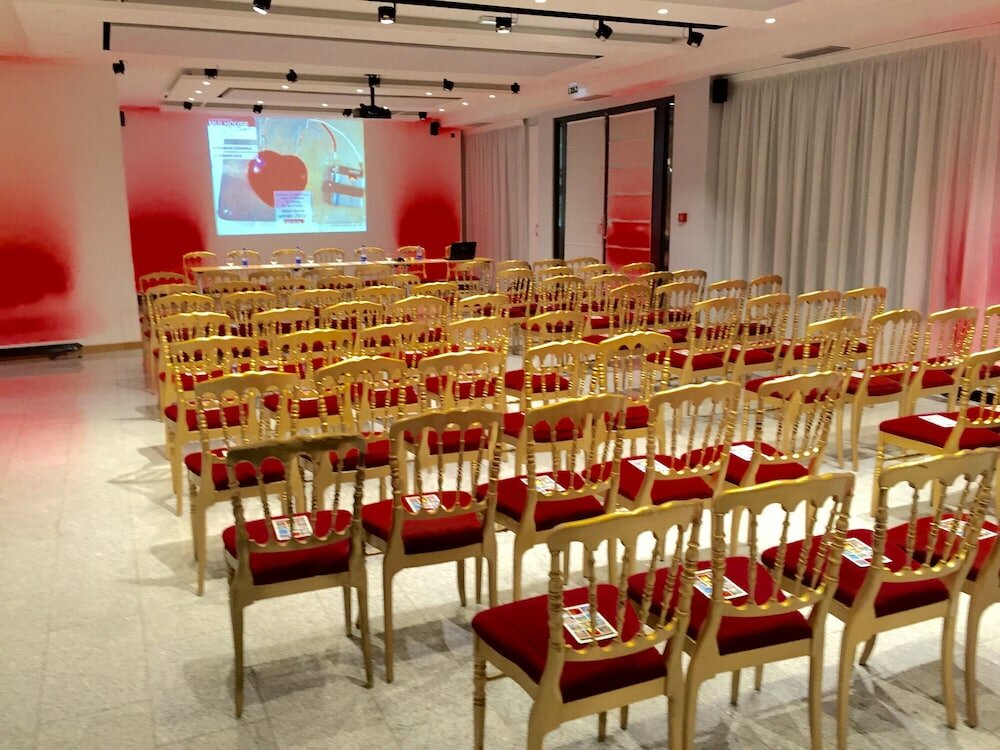 Фото Hotel Le Bristol