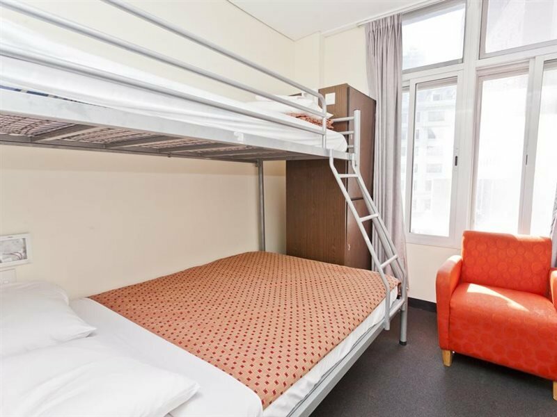 Фото 790 on George Backpackers