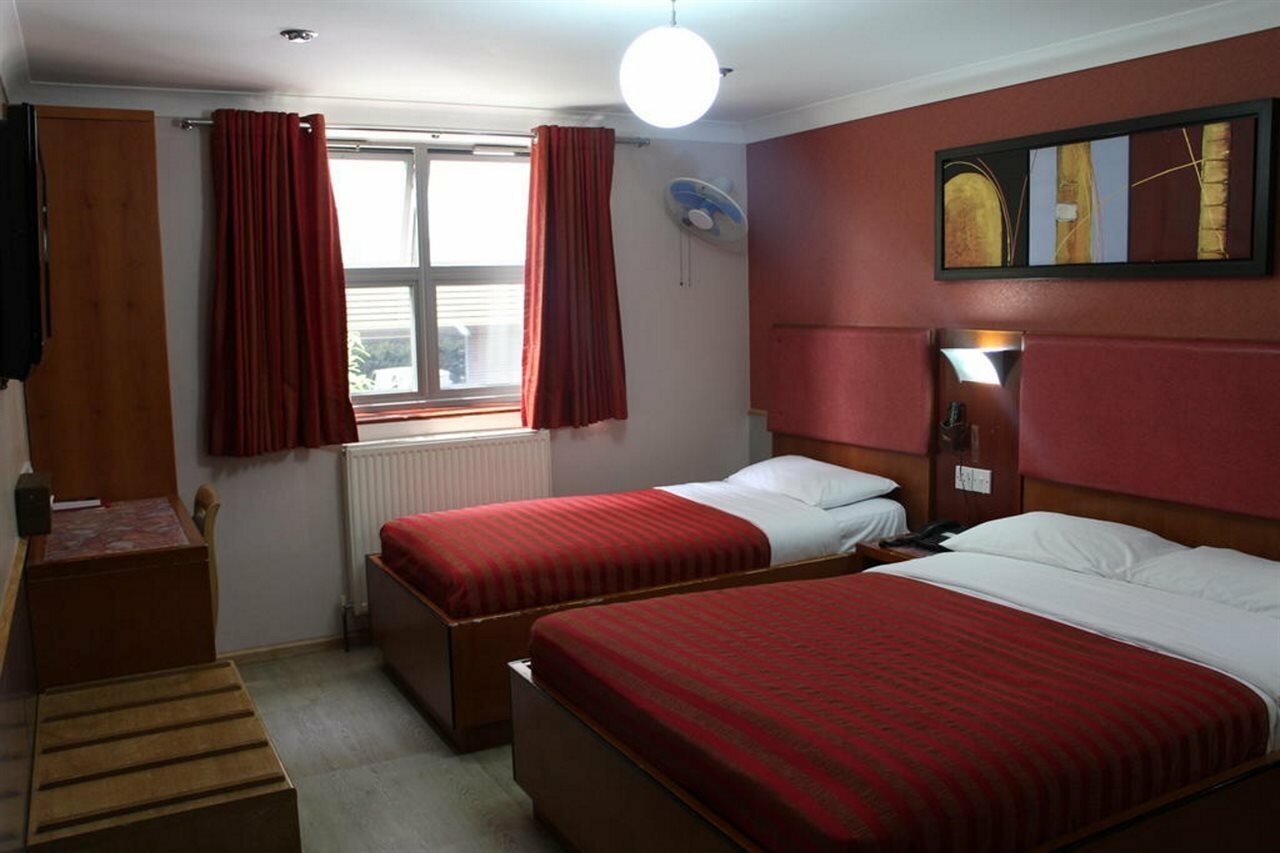 Фото Eurotraveller Hotel Express