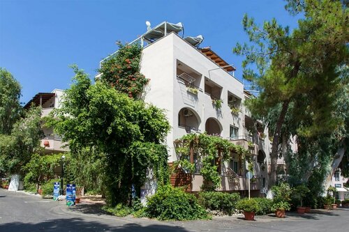 Апартаменты Zorbas Apartments and Studios в Георгиуполисе