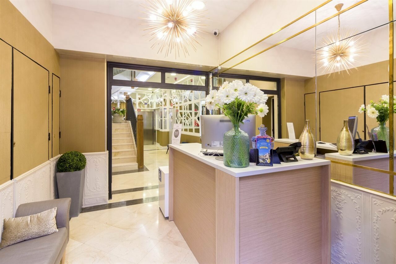 Фото 120900225462