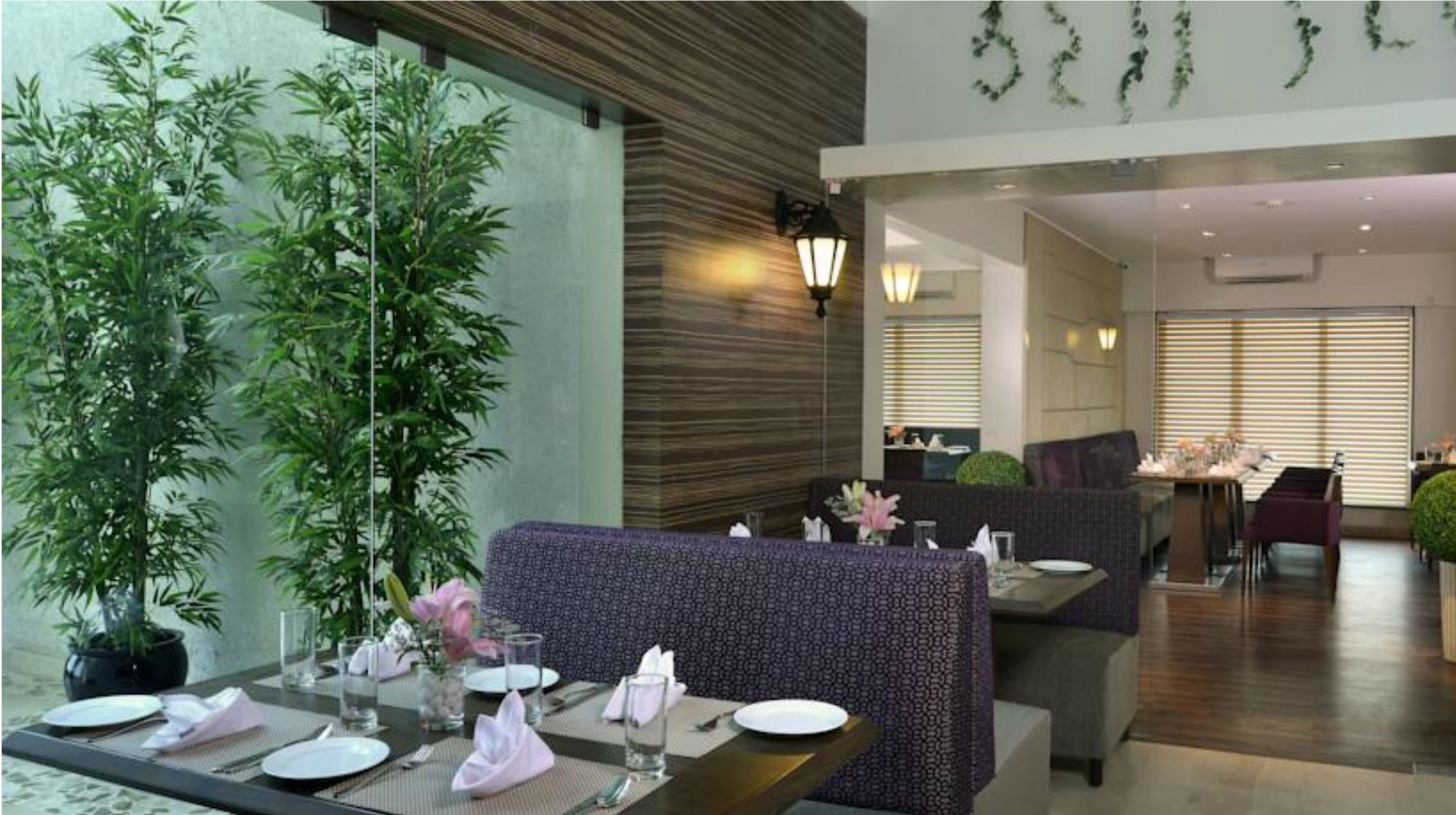 Фото Residency Sarovar Portico Mumbai