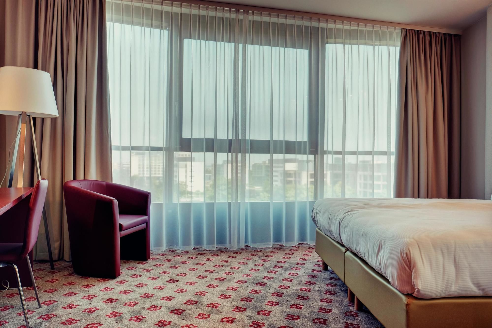 Фото Amedia Amsterdam Airport, Trademark Collection by Wyndham