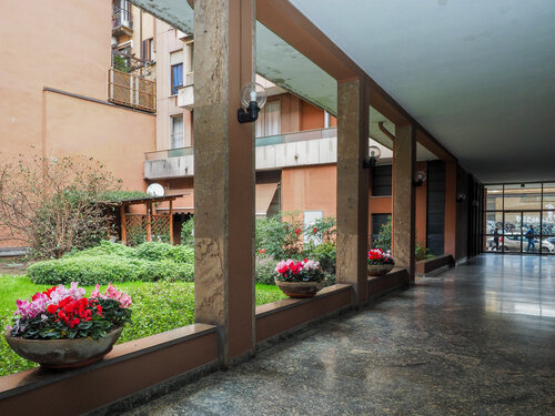 Гостиница Navigli Suites в Милане