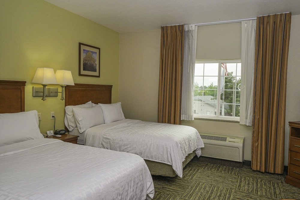 Фото Candlewood Suites Boise Towne Square