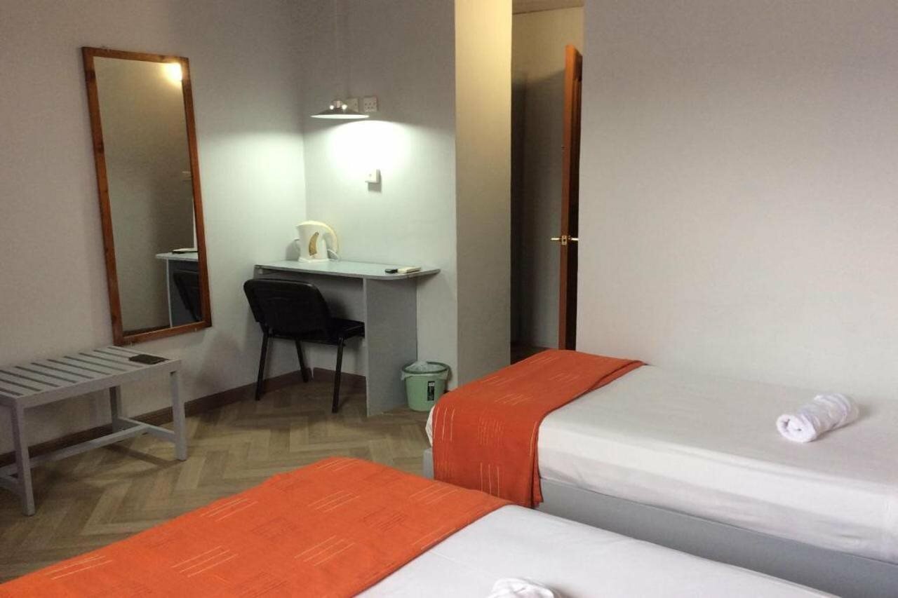 Фото Le Champ de Mars B&b