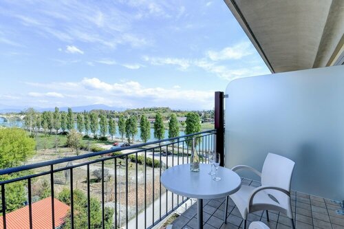 Внешний вид отеля Hotel Rivus в Пескиера-дель-Гарде, фото 5