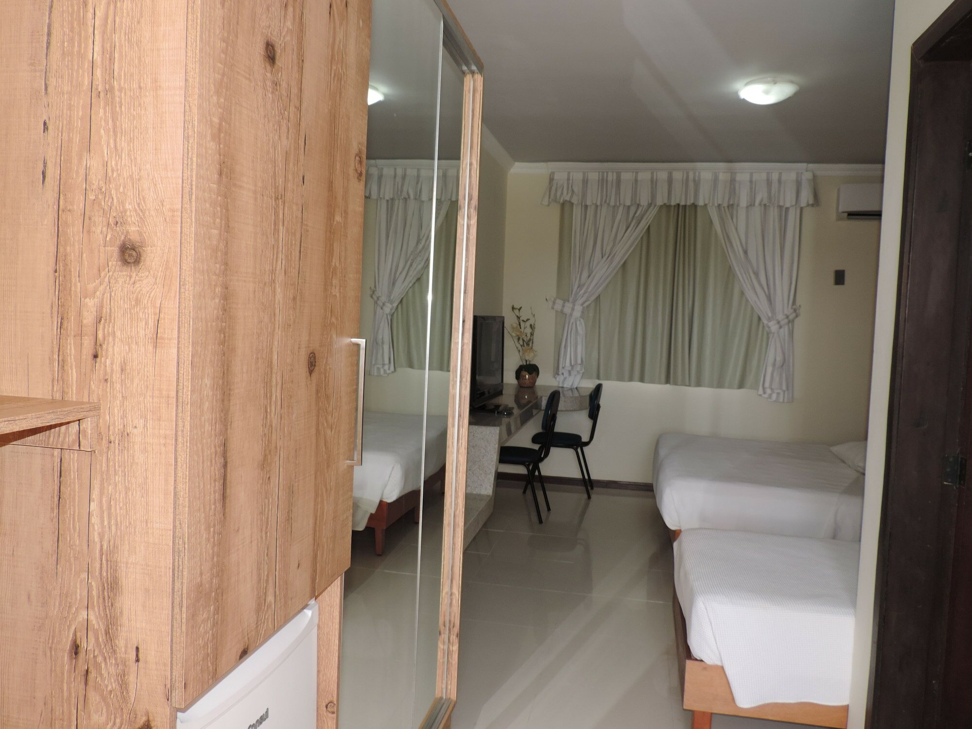 Фото Golden Beach Hotel