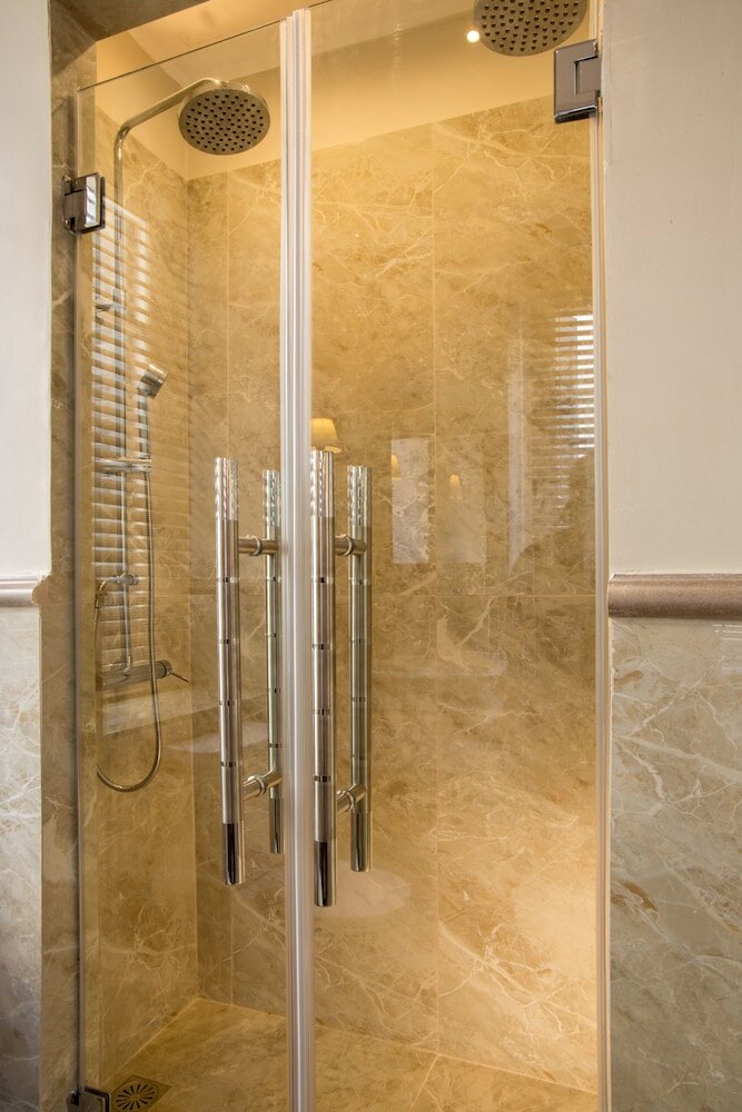 Фото Micra Anglia Boutique Hotel & SPA