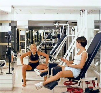 Фото Crown Resorts Henipa