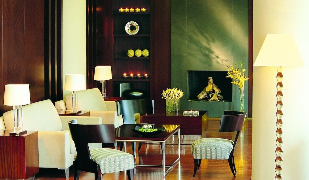 Фото Amphitryon Hotel