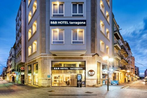 Внешний вид отеля B&b Hotel Tarragona Centro Urbis в Таррагоне, фото 1