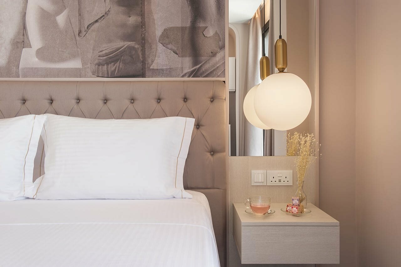 Фото Gate Twenty Two Boutique Hotel