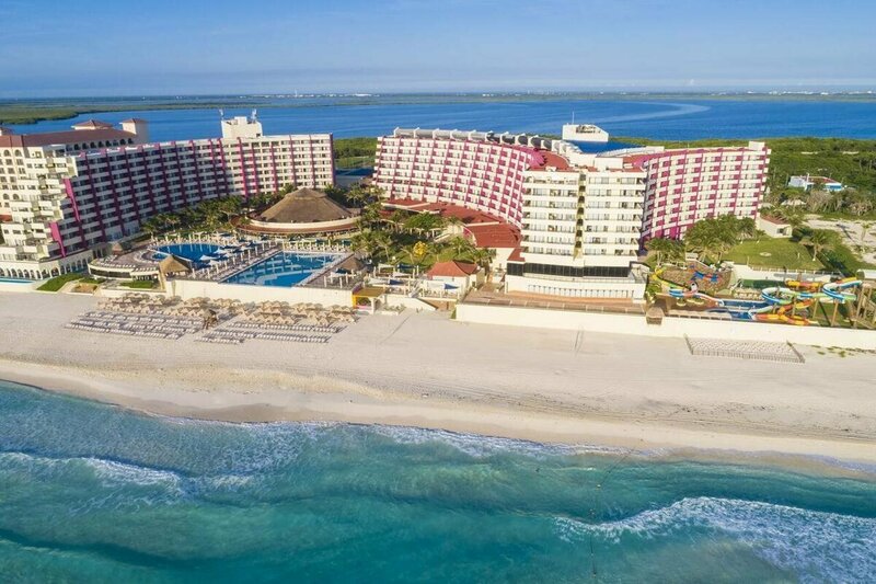 Гостиница Crown Paradise Club Cancun в Канкуне