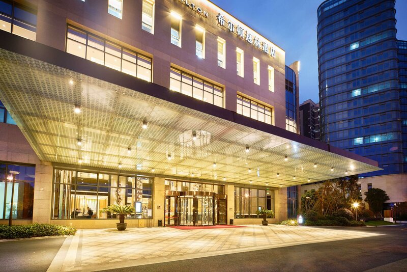 Гостиница Doubletree by Hilton Ningbo Beilun