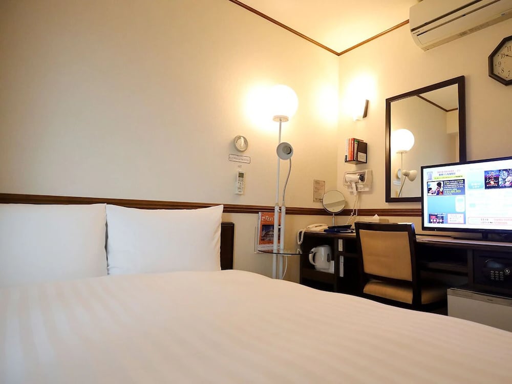 Фото Toyoko Inn Osaka Tsuruhashi Ekimae