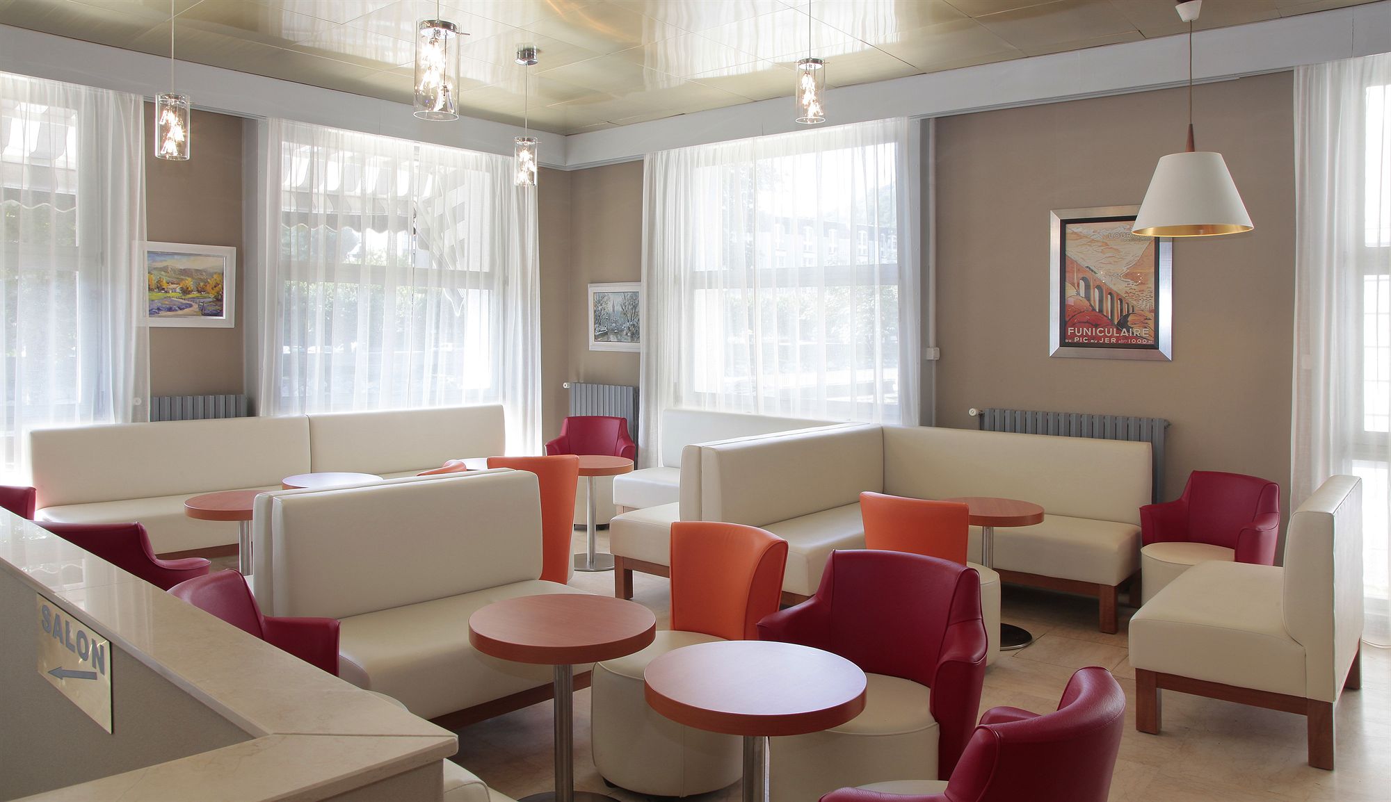 Фото Hotel Sainte Suzanne