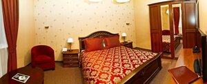 Dynasty (Novocherkassk, ulitsa Svobody, 28А), hotel