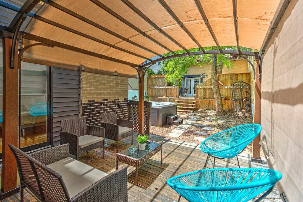 Фото Bakan- Quartier des Spectacles