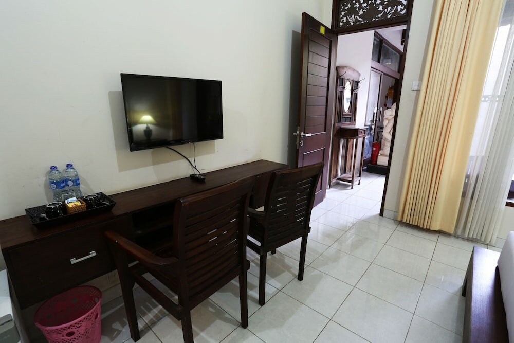 Фото Puri Mango Hotel