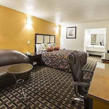 Фото Motel 6 Houston, Tx - Brookhollow