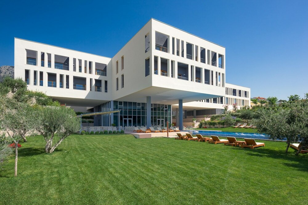 Фото Hotel Salona Palace