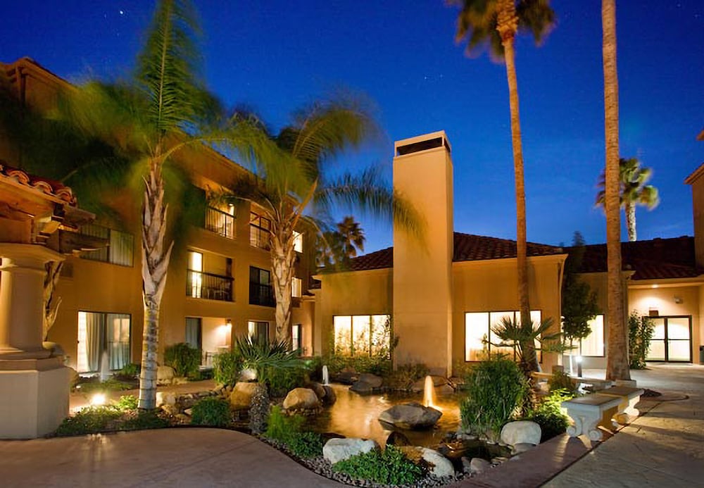 Фото Courtyard by Marriott Tucson Williams Centre